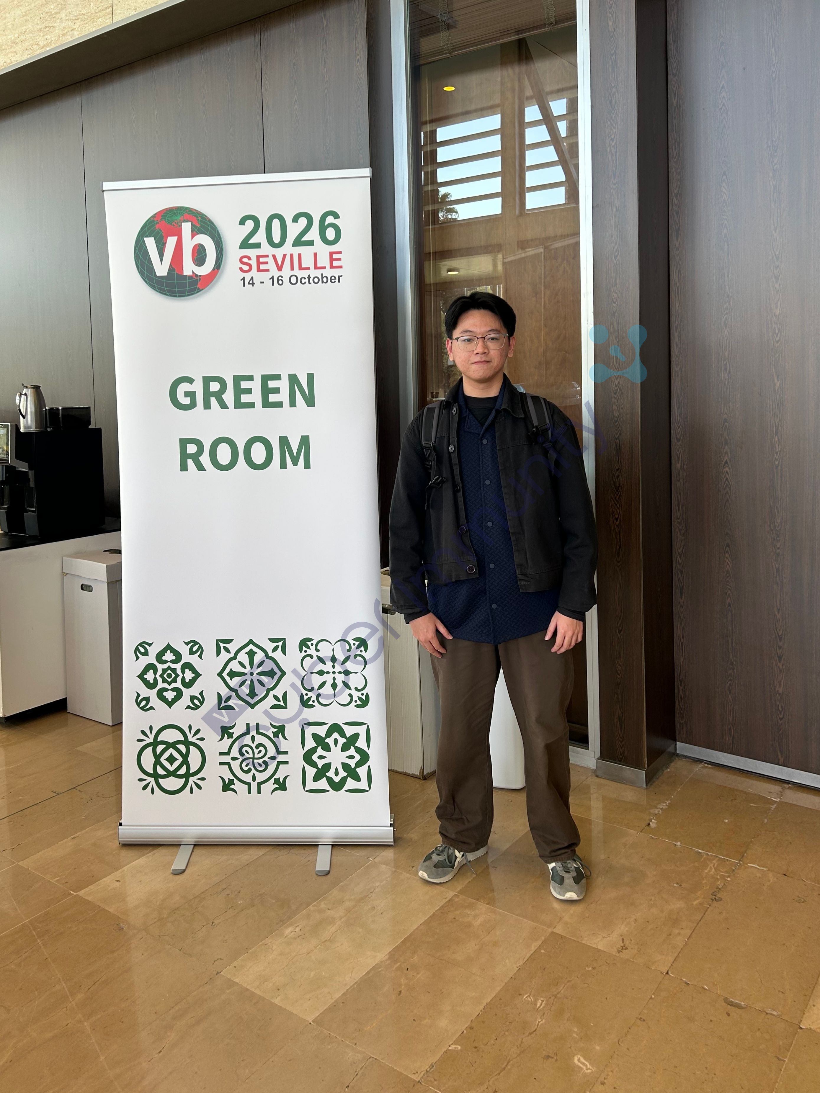 Chuyên gia Lương Minh Anh của VNPT Cyber Immunity tại Virus Bulletin 2026.